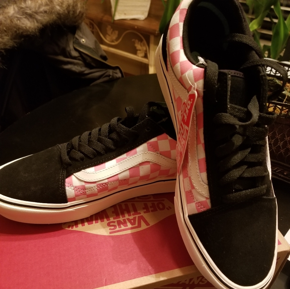 Pink, White and Checkered Old Skol Vans